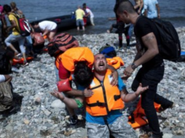 Refugiados dicen que Jesús apareció y que los salvó de morir en el mar