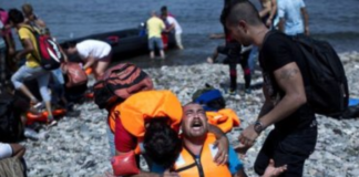 Refugiados dicen que Jesús apareció y que los salvó de morir en el mar