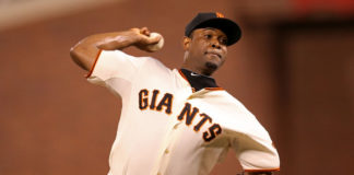 Santiago Casilla sigue en RD por problemas con su visa