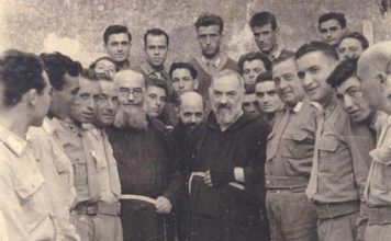 Cómo el Padre Pío detenía en pleno vuelo los bombardeos en la Segunda Guerra Mundial