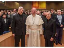 El Papa a La Civiltà Cattolica: rememos juntos al servicio de la Iglesia