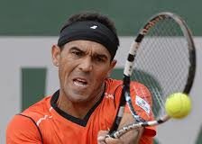 Víctor Estrella sigue imparable en el ATP 500 de Río