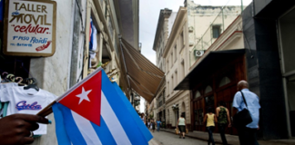 Cuba rechaza muro de EE.UU. y pide unión al Caribe