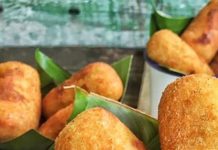 Croquetas de pollo y plátanos maduros