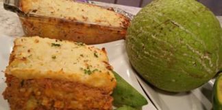 Pastelón de buenpan relleno de bacalao