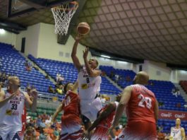 Pueblo Nuevo vence a Plaza y está al borde de la clasificación