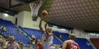 Pueblo Nuevo vence a Plaza y está al borde de la clasificación