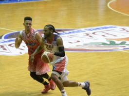 Pueblo Nuevo derrota a Sameji en la jornada dominical del Baloncesto de Santiago