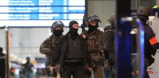 Policía confirma que ataque con hacha en Dusseldorf fue ejecutado por varios agresores