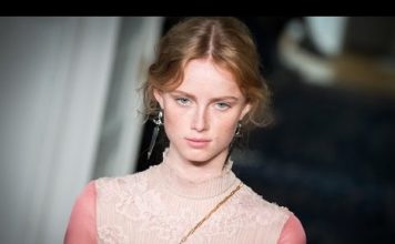 Valentino: primavera-verano 2017, Paris fashion week