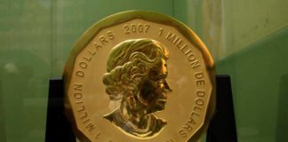 Roban inmensa moneda de oro de 4.5 millones de dólares