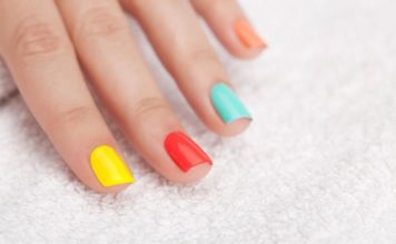 Uñas protegidas para Semana Santa