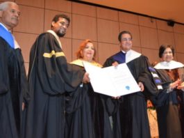 UASD otorga título de Profesora Honoraria a la prestigiosa Diseñadora Mercy Jácquez