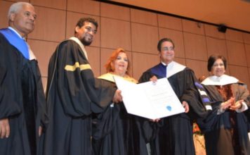 UASD otorga título de Profesora Honoraria a la prestigiosa Diseñadora Mercy Jácquez
