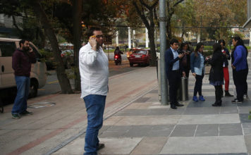 Chile registra más de 130 réplicas tras sismo de magnitud 6,9 del lunes