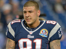 Ex-jugador de la NFL Aaron Hernández se suicida en prisión