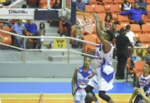 De León pone en la clasificación al CDP en Basket de Santiago