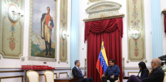 Presidente Maduro sostiene reunión con Leonel Fernández