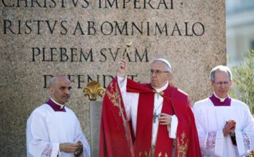 Atentado con más de 20 muertos en una iglesia de Egipto entristece el Domingo de Ramos del Papa
