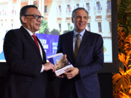 Ministerio Administrativo de la Presidencia Presenta Carta de Compromiso al Ciudadano