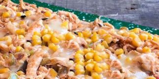 Pastelón de pollo y maíz