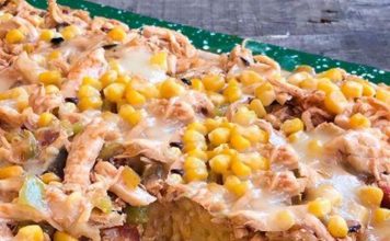 Pastelón de pollo y maíz