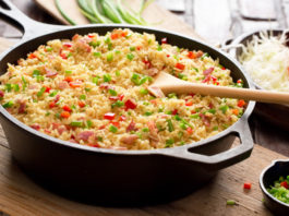 Arroz con fideos y toicineta