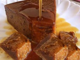 Pudín de ciruelas pasas