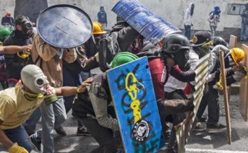 Venezuela, el arsenal de la batalla campal