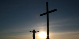 Científicos explican por qué los ateos tienden ser más inteligentes que los creyentes