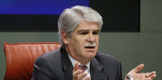 Gobierno español pide elecciones en Venezuela y nuevo diálogo, pero con resultados