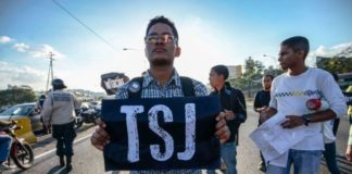 Estados Unidos impone sanciones a 8 magistrados del Tribunal Supremo de Venezuela a los que acusa de usurpar las funciones del Parlamento de ese país