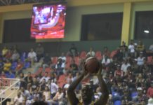 Metros vencen a los Leones en inicio de la LNB