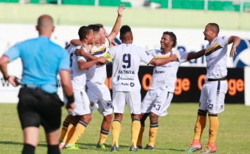 Maita y Silva dan triunfo Atlético Pantoja sobre Bauger FC