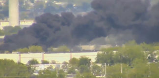 Video: Al menos dos muertos al estrellarse una avioneta contra edificios en Nueva Jersey