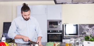 No freír con aceite de oliva y otros 3 consejos culinarios desmitificados por la ciencia