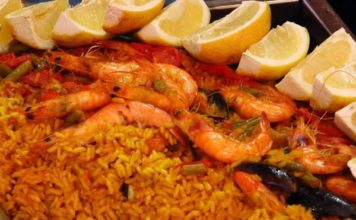 Cazuela de mariscos con arroz