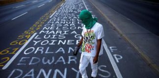 Portugueses residentes en Venezuela empiezan a retornar ante grave crisis