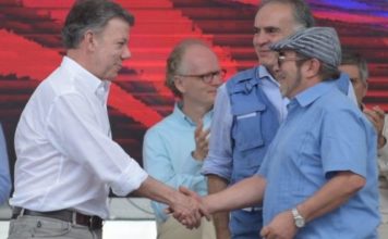 ¿Por qué no hay euforia en Colombia con la entrega de armas de las FARC?