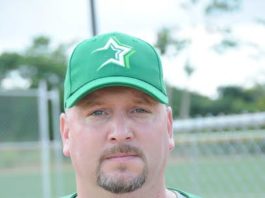 Estrellas contratan a Dave Lundquist como coach de pitcheo