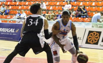 Titanes disponen de los Huracanes en Intercircuitos