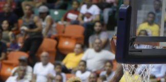 Metros de Santiago aplastan a Titanes en partido Intercircuito