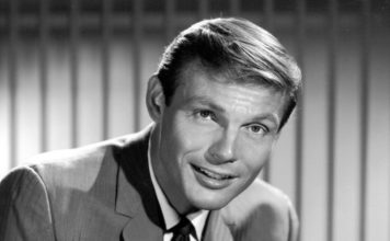 Adiós al Caballero de la Noche: Adam West, el Batman de la TV, muere a los 88 años después de una corta batalla con la leucemia