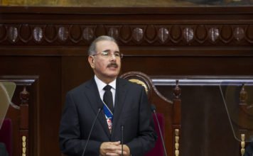 Piden investigación sobre fondos de campaña del presidente Medina en República Dominicana