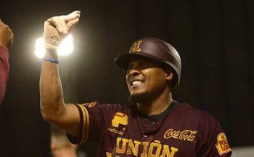 Anderson Hernández dispara doble, sencillo y remolca tres para Unión Laguna