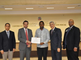 CAPGEFI gradúa egresados Diplomado Hacienda Pública