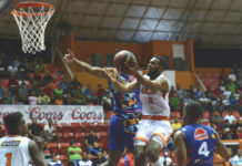 Indios ganan dramático juego a Reales en la Vega
