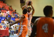 Leones empatan en el primer lugar al vencer a Cañeros