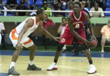 Leones ganan su primero del playoff semifinal