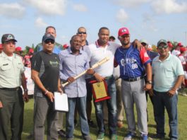 Reconocen a David Ortiz y a Francisco Cordero en inauguración del Séptimo Torneo Internacional de Béisbol Punta Cana 2017
